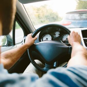 TÉCNICAS DE CONDUCCIÓN DEFENSIVA DE VEHÍCULOS