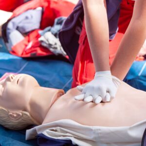 PRIMEROS AUXILIOS Y COMPROMISO DE CONCIENCIA