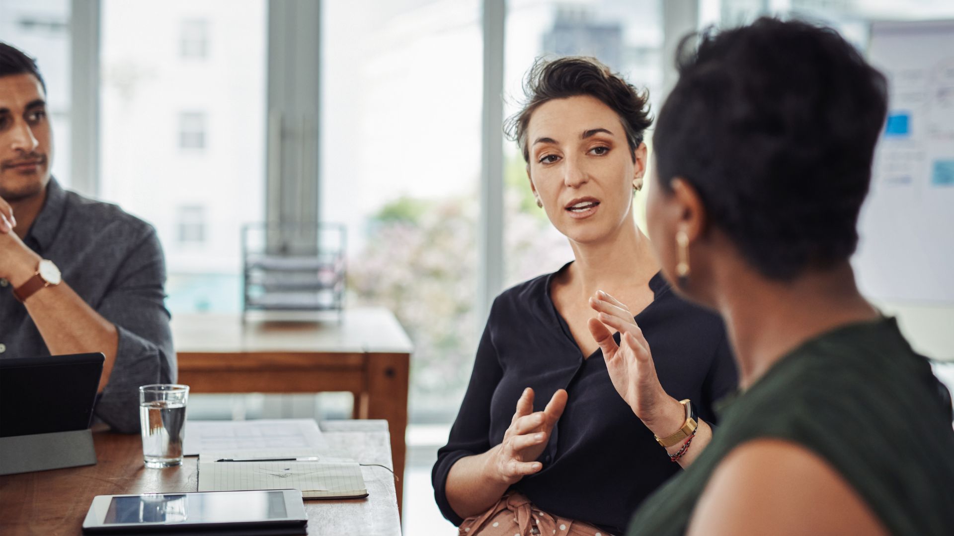 TÉCNICAS DE COMUNICACIÓN EFECTIVA